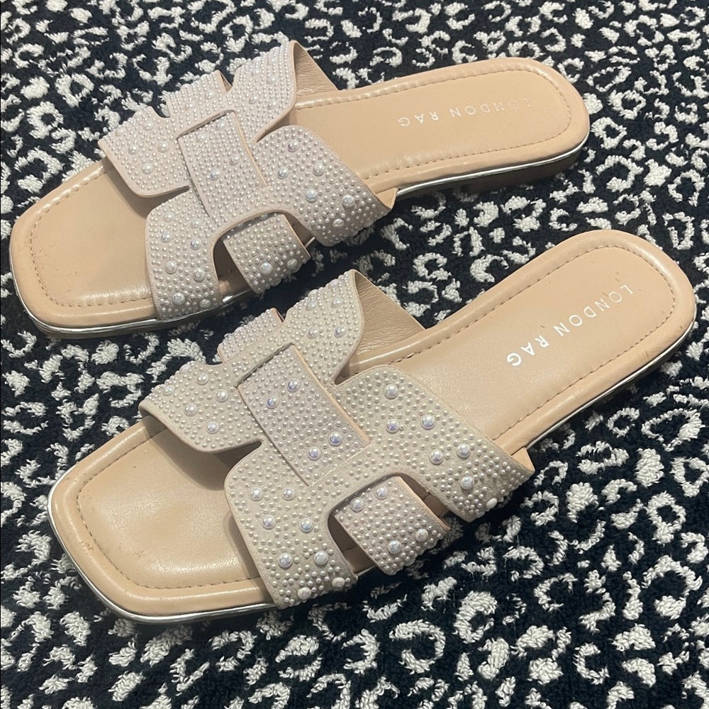 Buckle Cream Pearl Embellished Sandals
